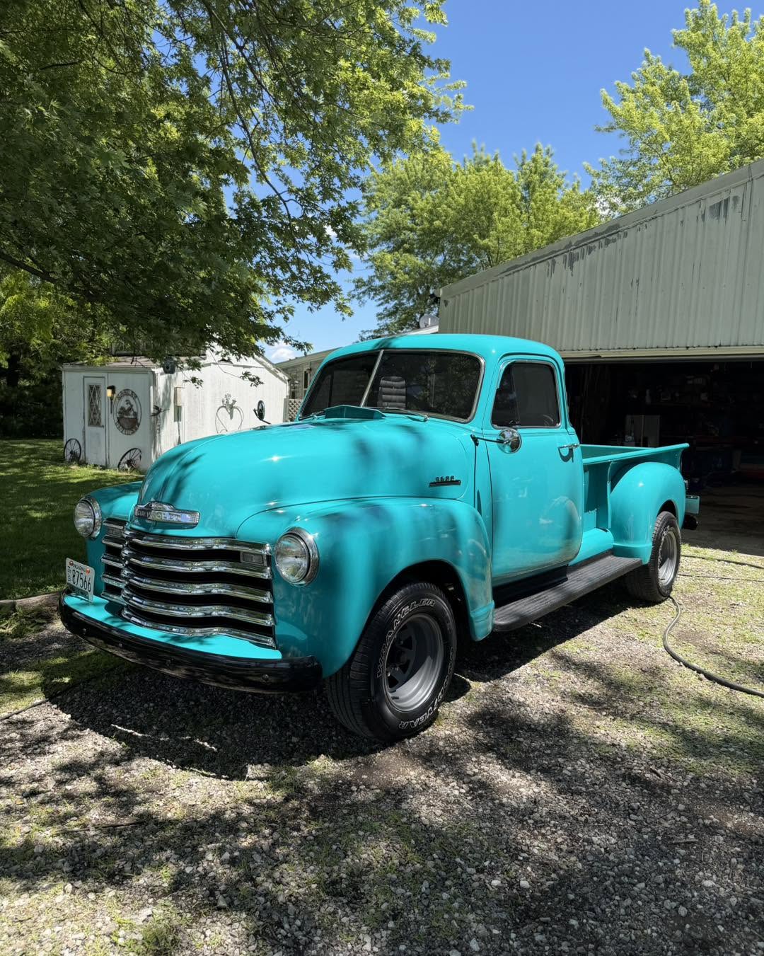 Turquoise classic truck detailed by Hasty