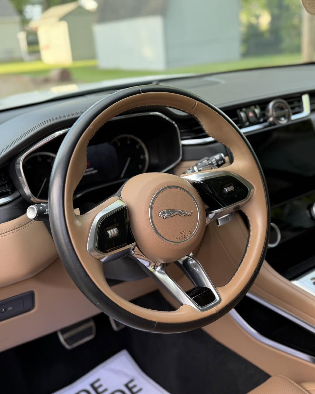 Detailed Jaguar steering wheel and interior